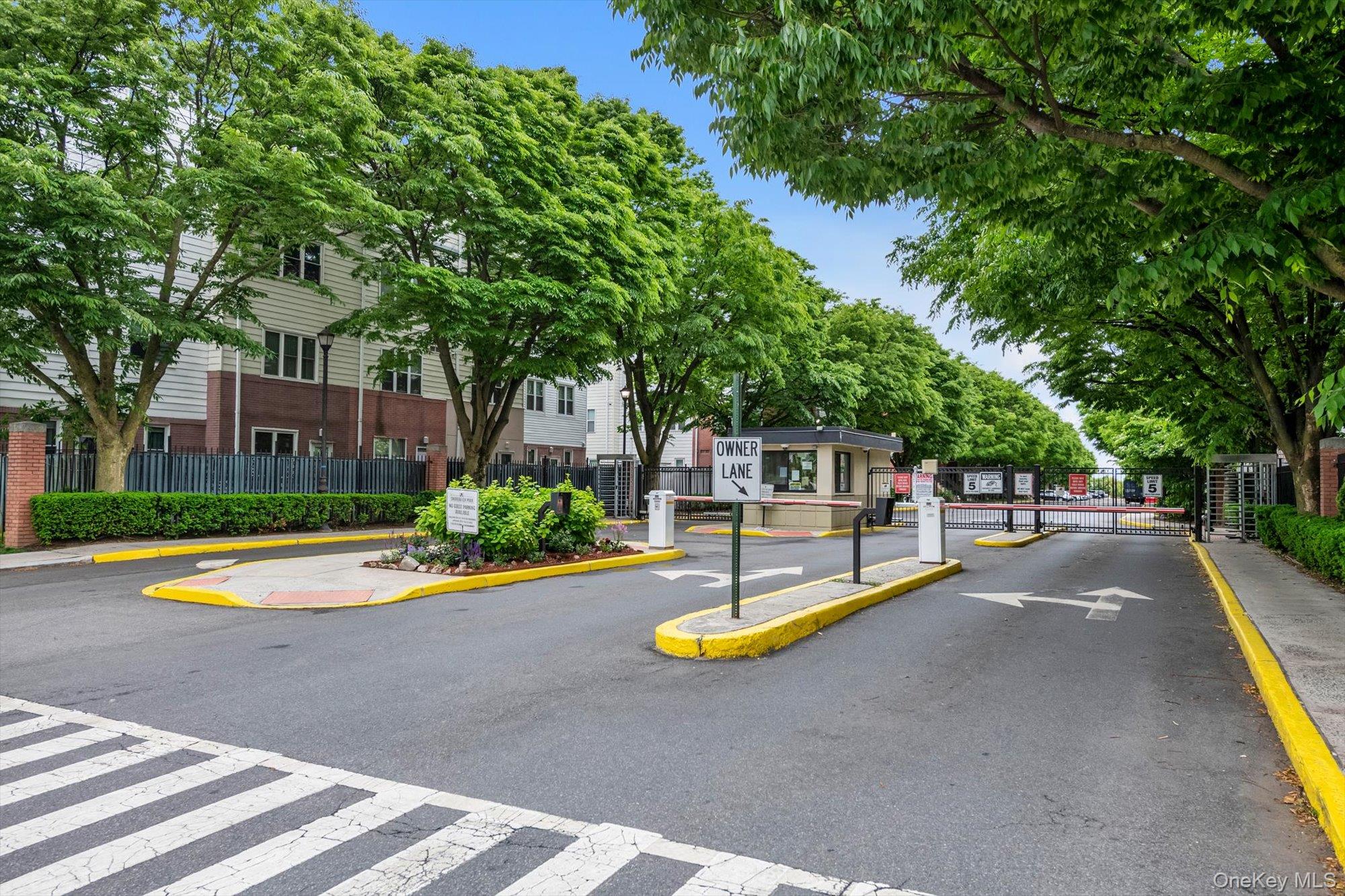 126 Sunset Boulevard Unit 11126, Bronx NY 10473