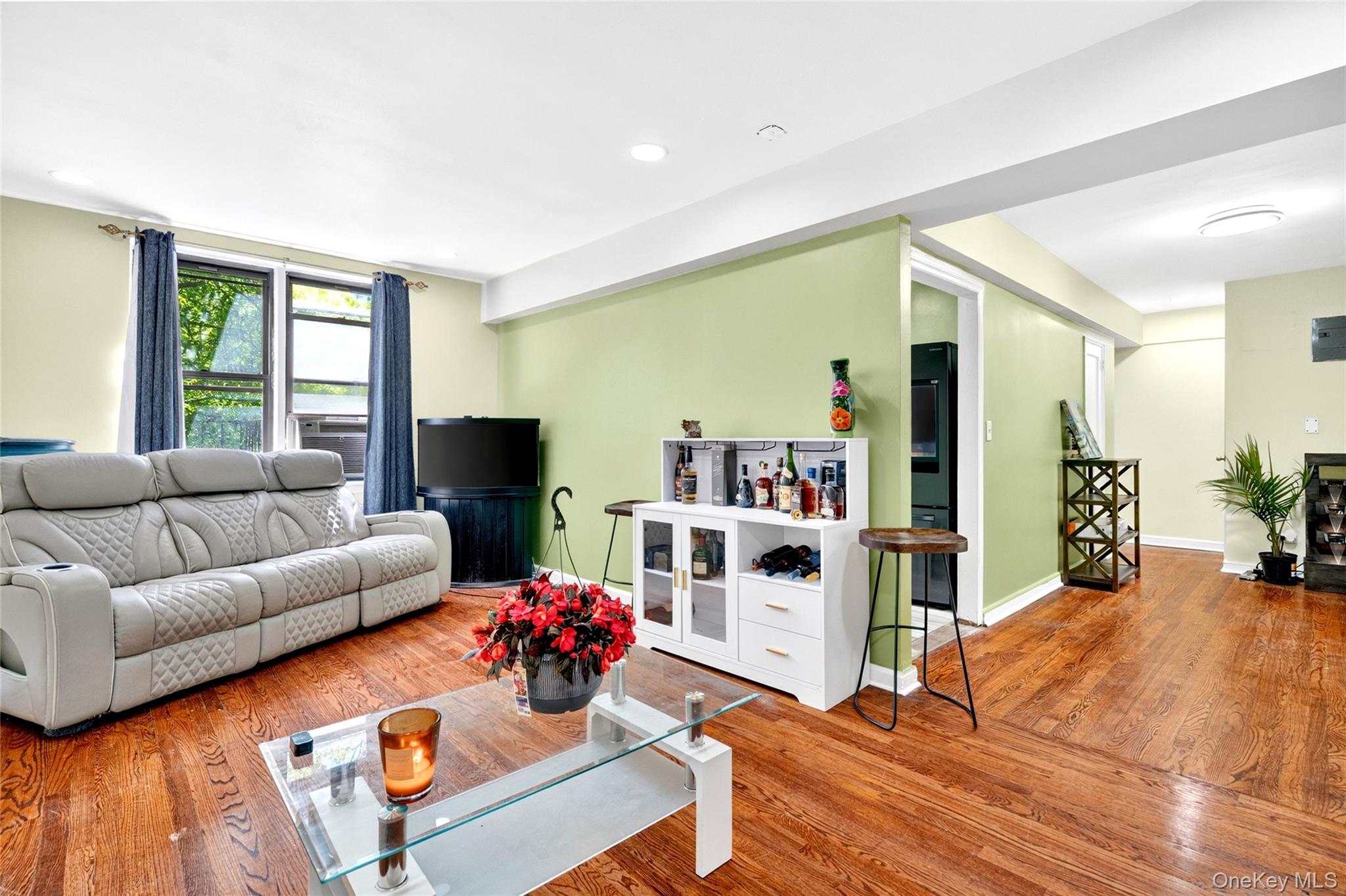 3535 Kings College Place Unit 3G, Bronx NY 10467