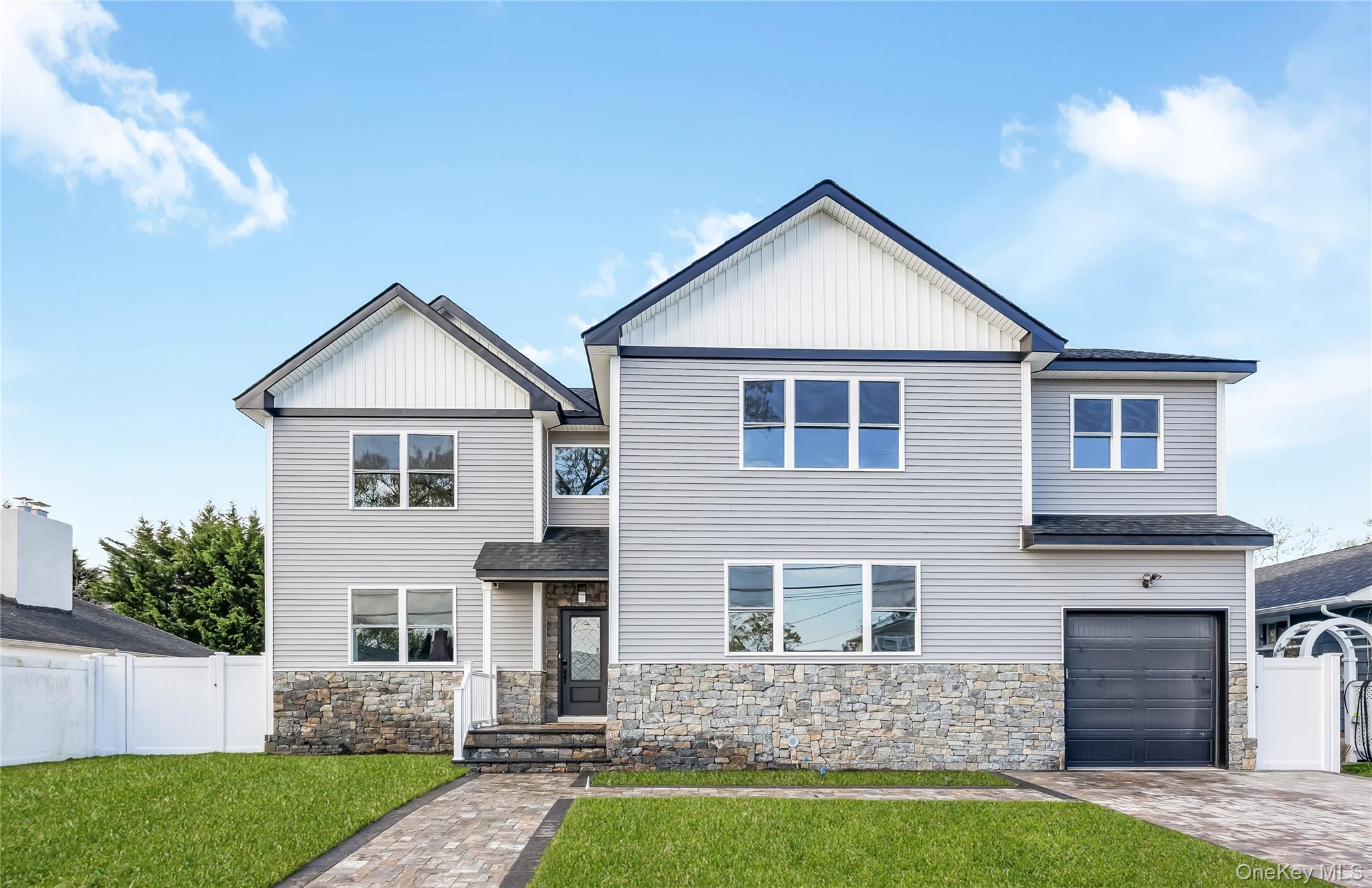 224 Oconnell Street, Massapequa Park NY 11762