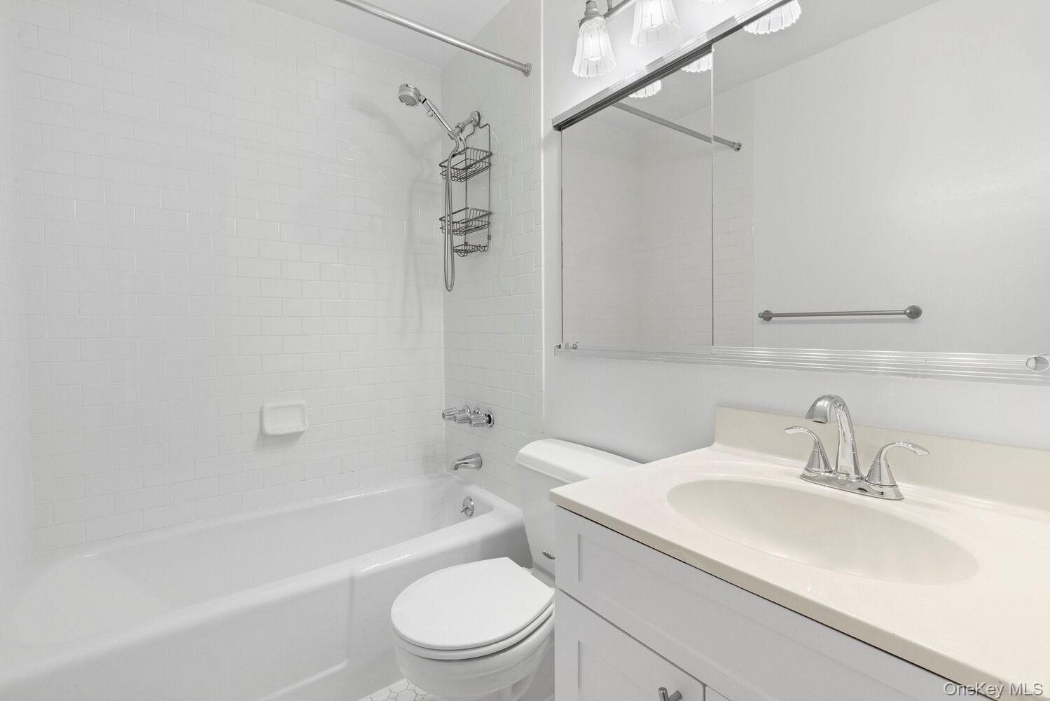 310 E 46TH Street Unit 18G, Manhattan NY 10017