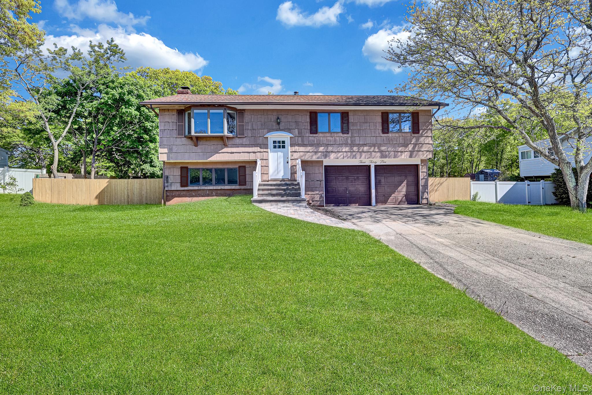 335 Babylon Street, Islip Terrace NY 11752