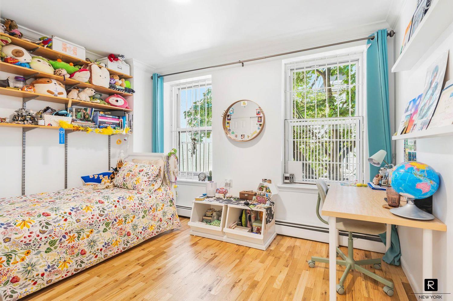319 East 105th Street Unit 2-D, Manhattan NY 10029