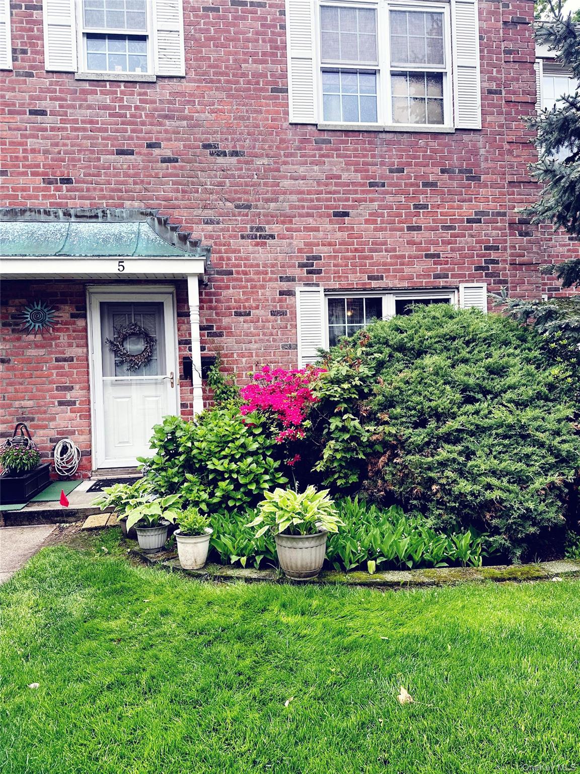 930 Merrick Rd Unit 5, Baldwin NY 11510