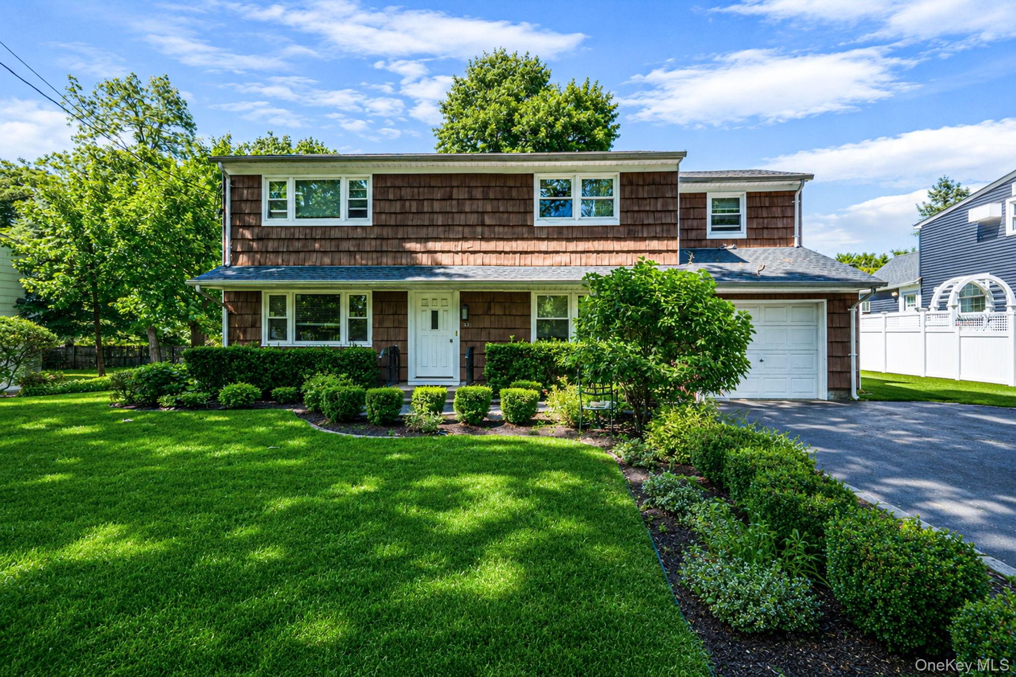 31 Crooked Hill Road, Huntington NY 11743