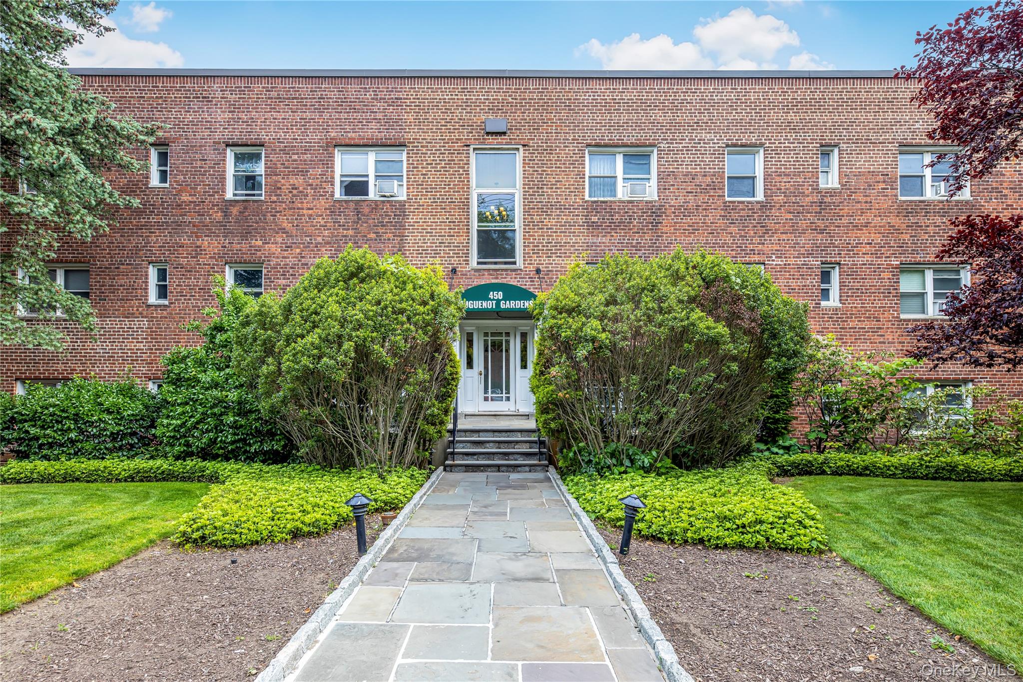 450 Pelham Road Unit #2E, New Rochelle NY 10805