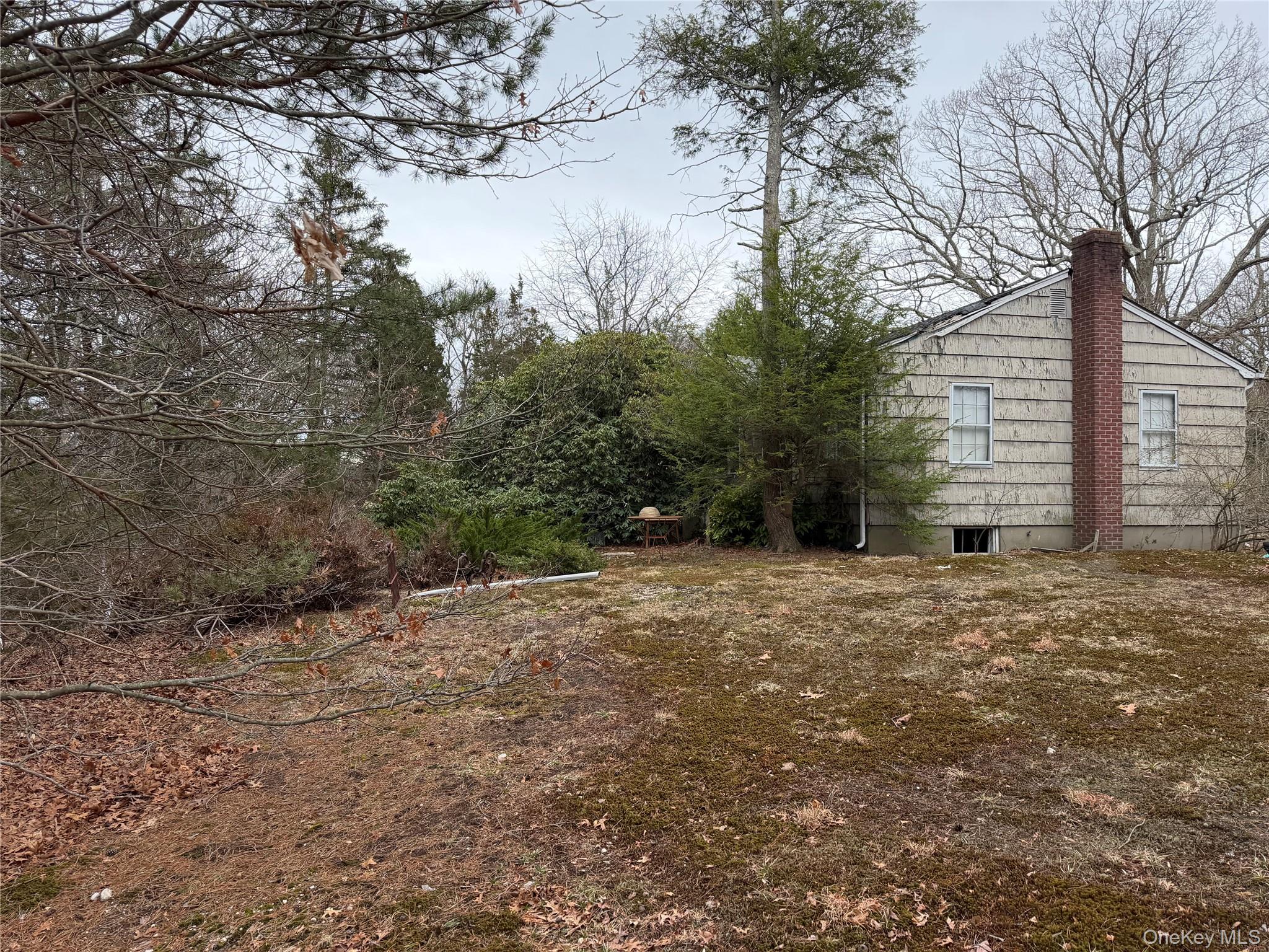 171 Stony Hollow Road, Greenlawn NY 11740