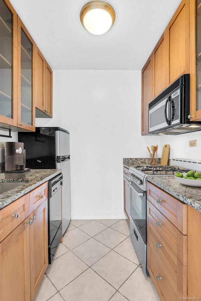 415 E 85TH Street Unit 8D, Manhattan NY 10028
