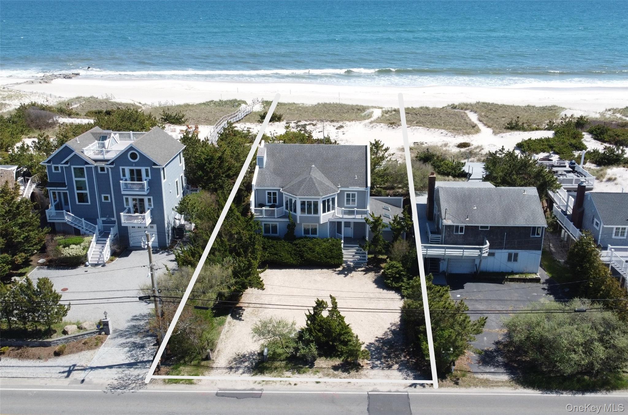 627 Dune Road, Westhampton NY 11977