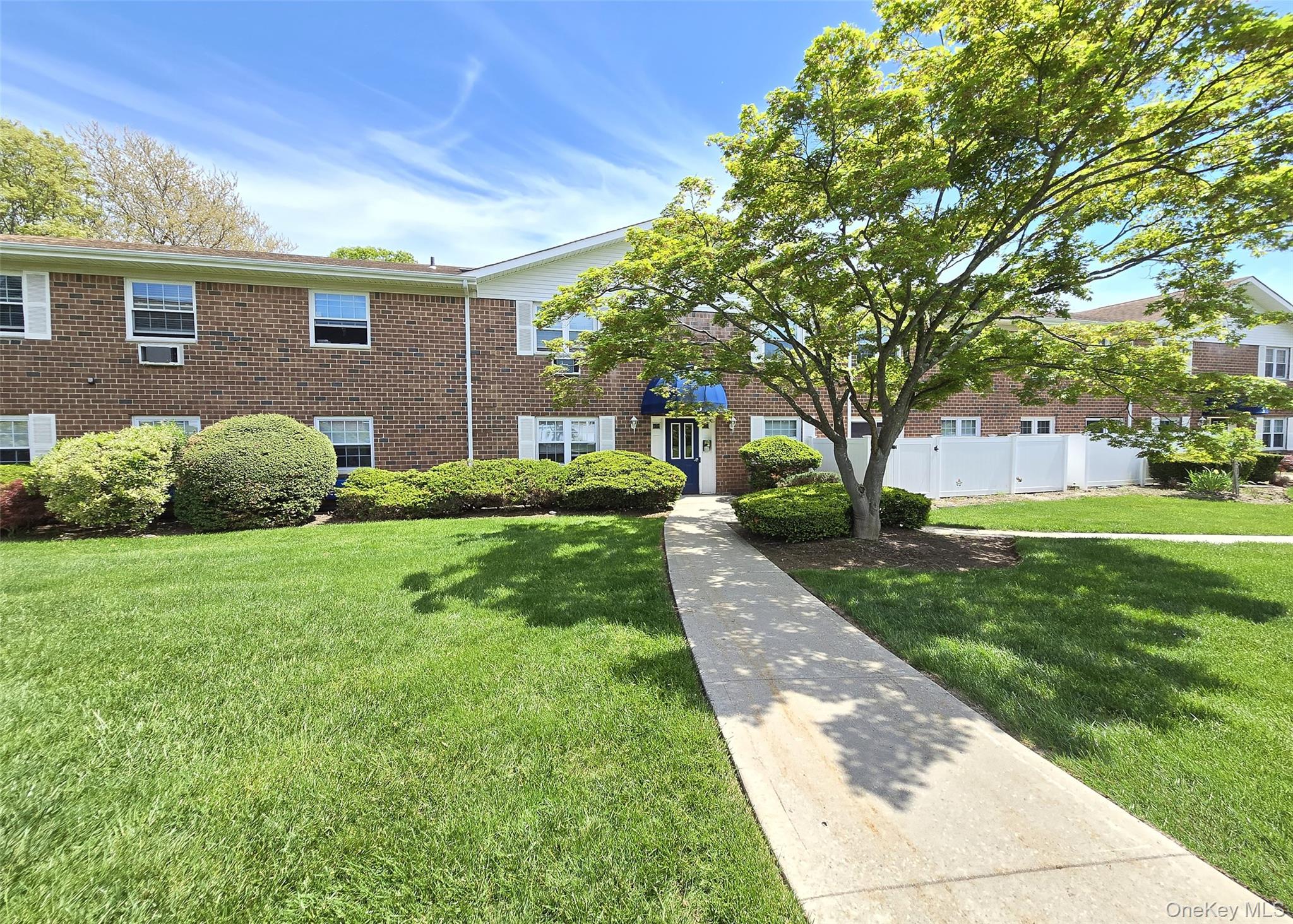 460 Old Town Road Unit 3K, Port Jefferson Station NY 11776