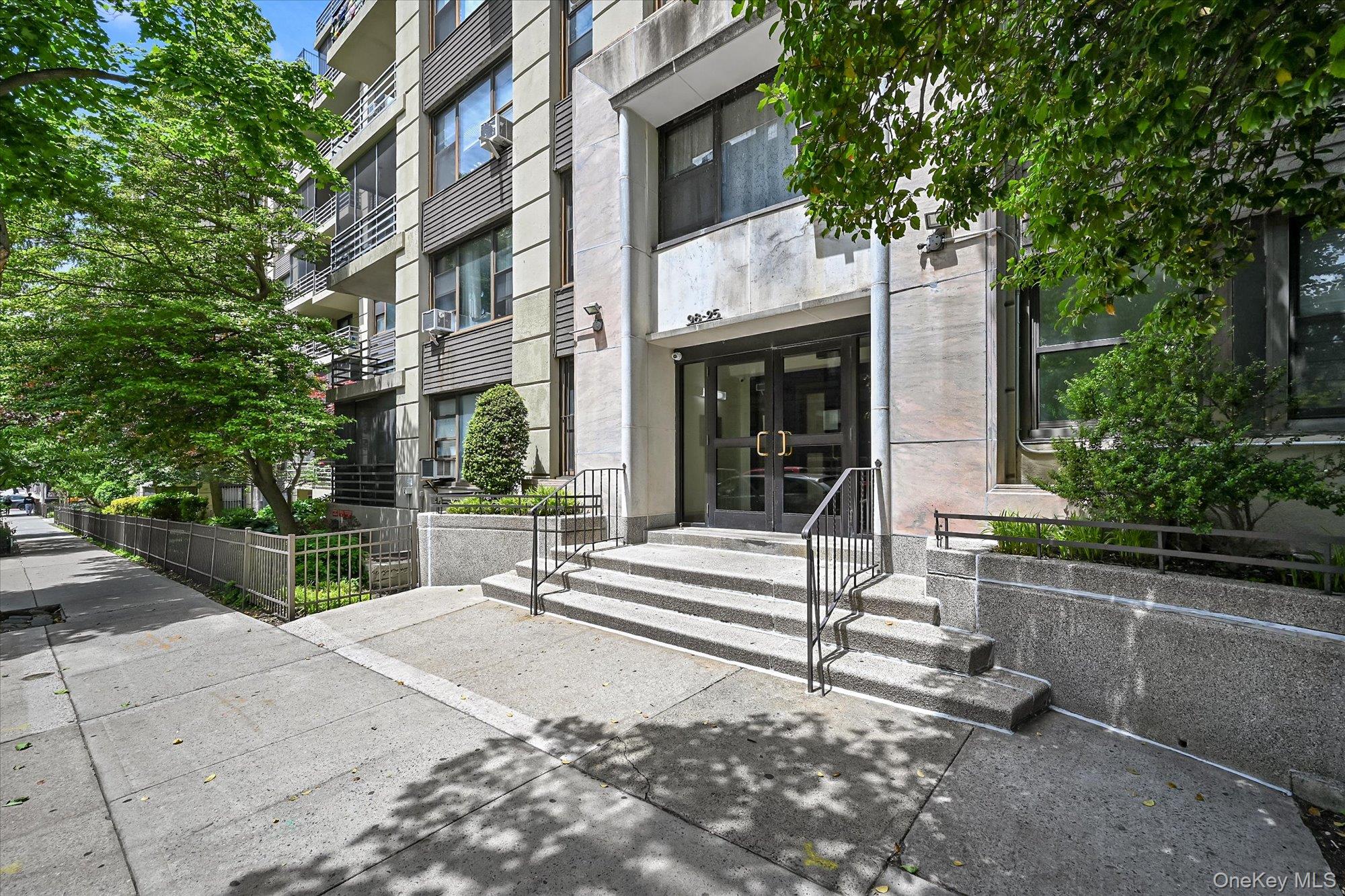 98-25 64th Road Unit 5E, Rego Park NY 11374