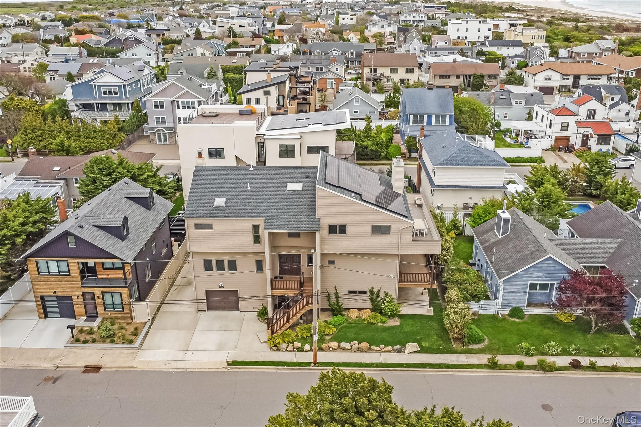 29 Bath Street, Lido Beach NY 11561