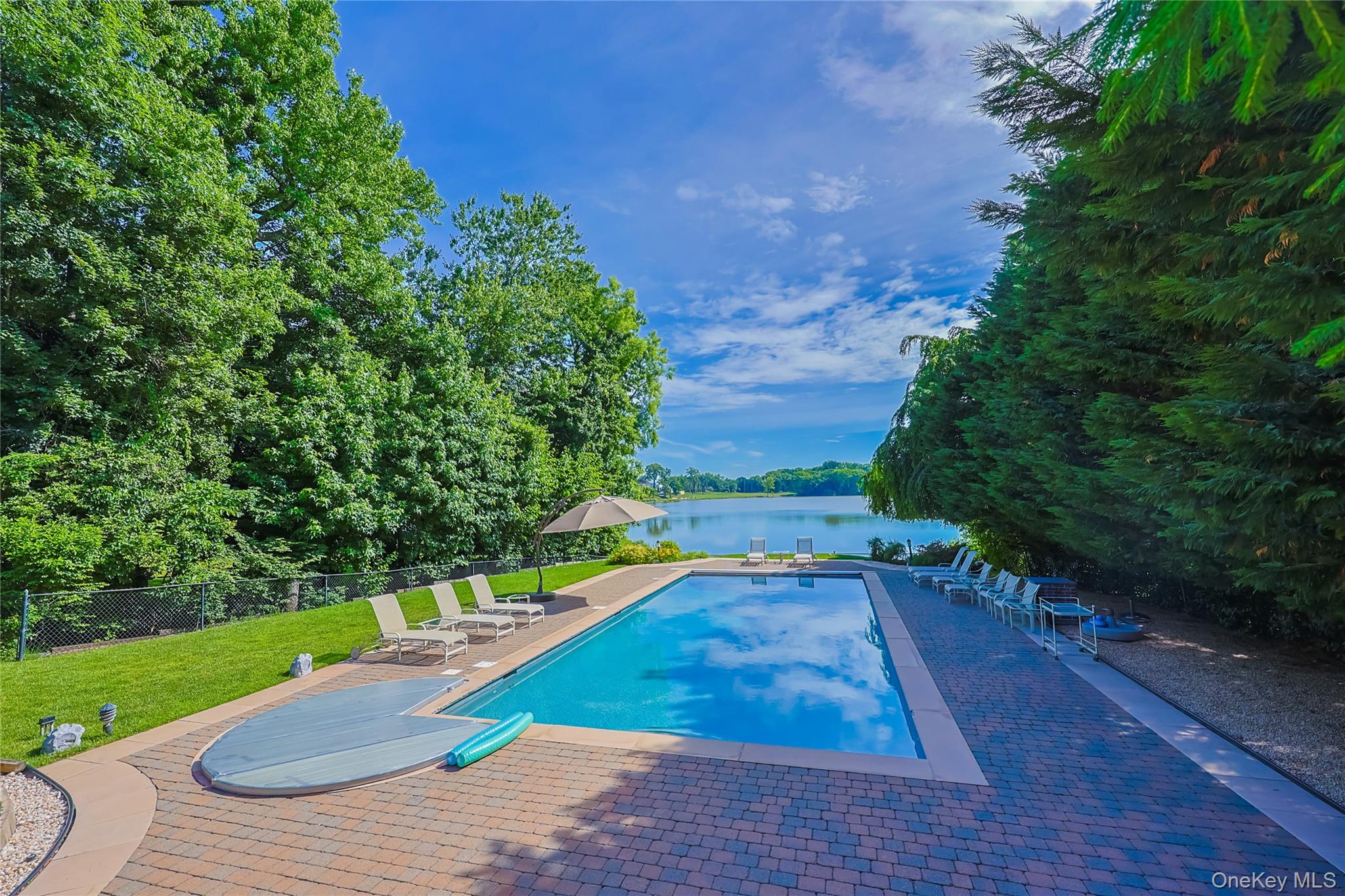 21 Lake Road, Great Neck NY 11020