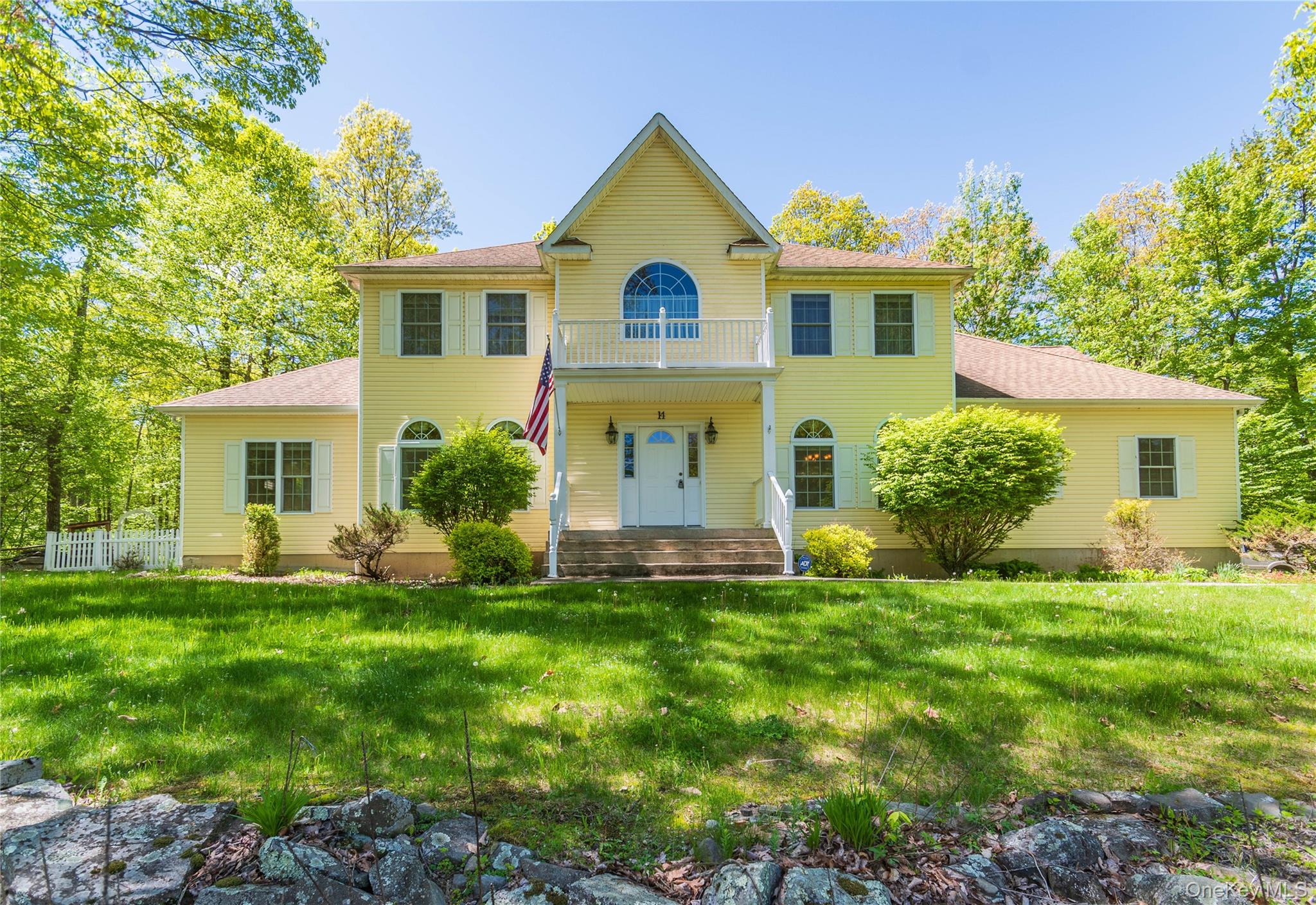 14 Glen Rock Circle, Highland NY 12528