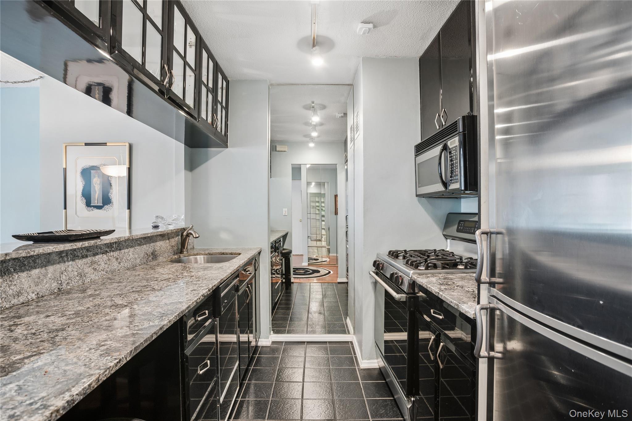 300 E 59th Street Unit 1903, Manhattan NY 10022