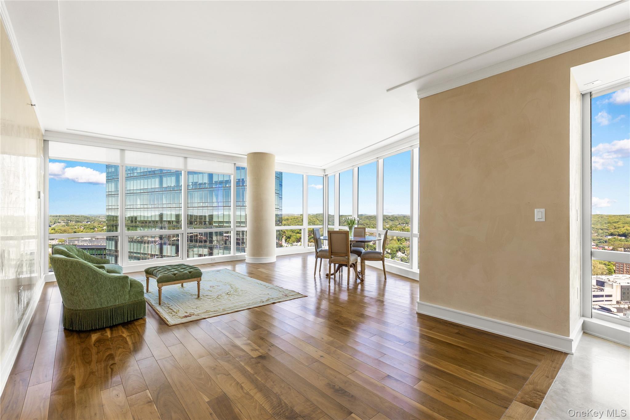 1 Renaissance Square Unit 33G (V7G), White Plains NY 10601