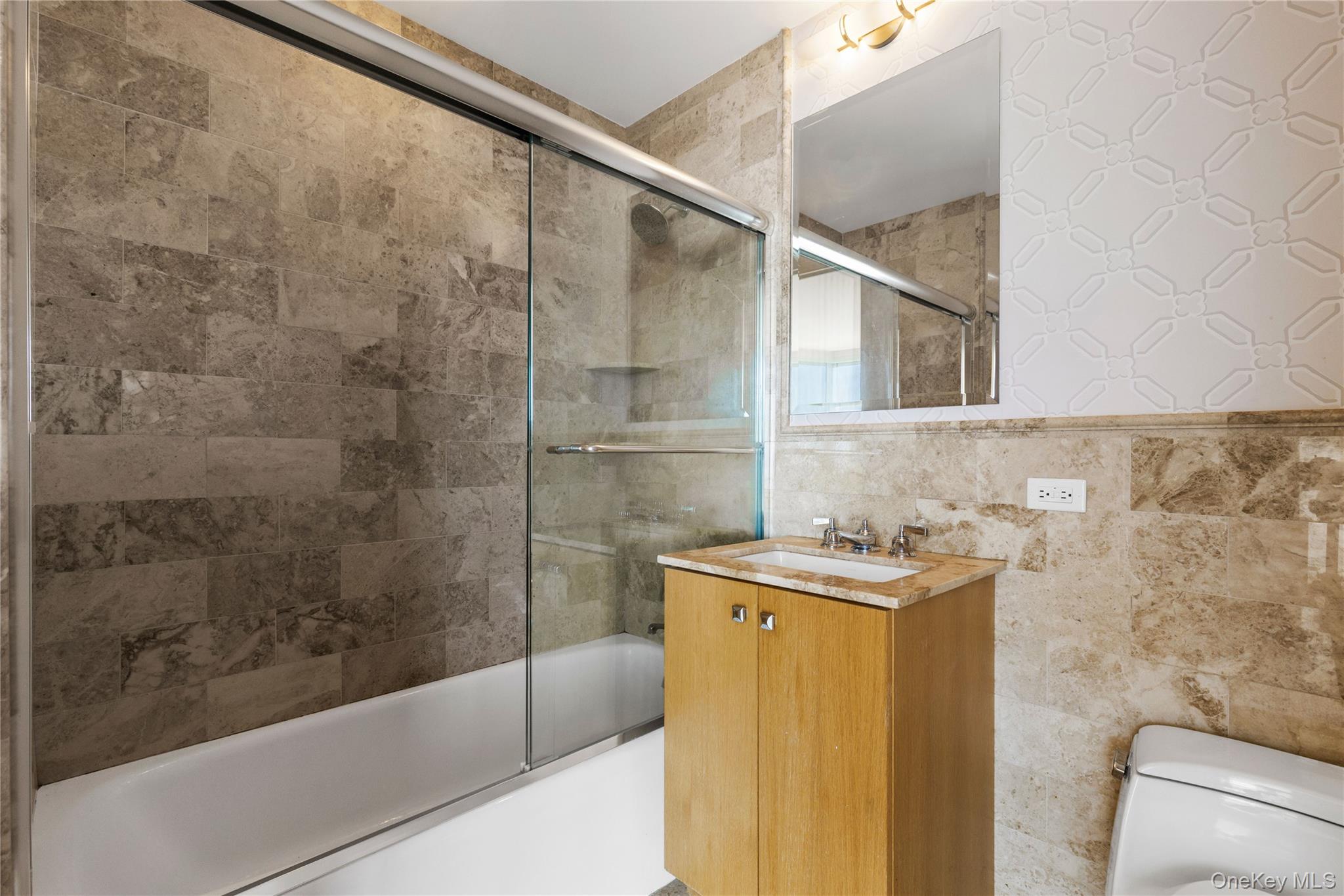 1 Renaissance Square Unit 33G (V7G), White Plains NY 10601