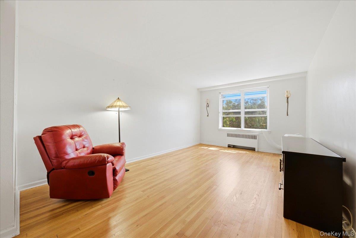 2080 Barnes Avenue Barnes Avenue Unit 3B, Bronx NY 10462