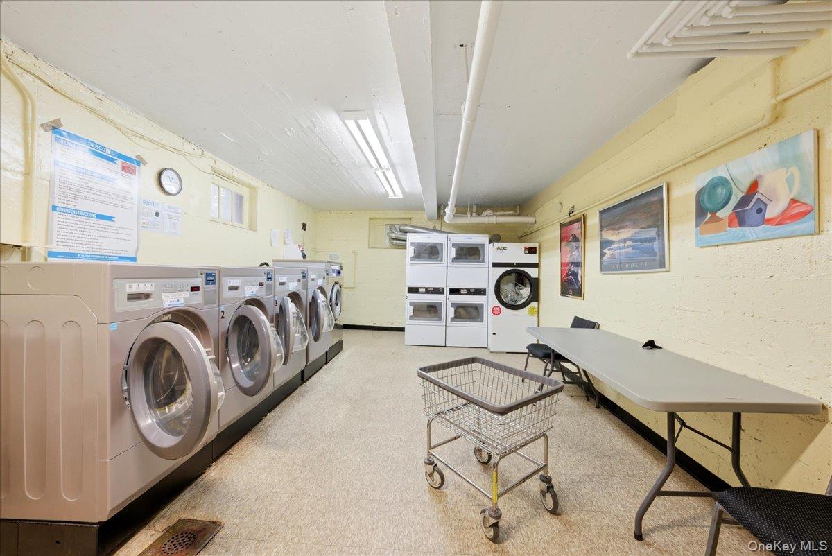 2080 Barnes Avenue Barnes Avenue Unit 3B, Bronx NY 10462