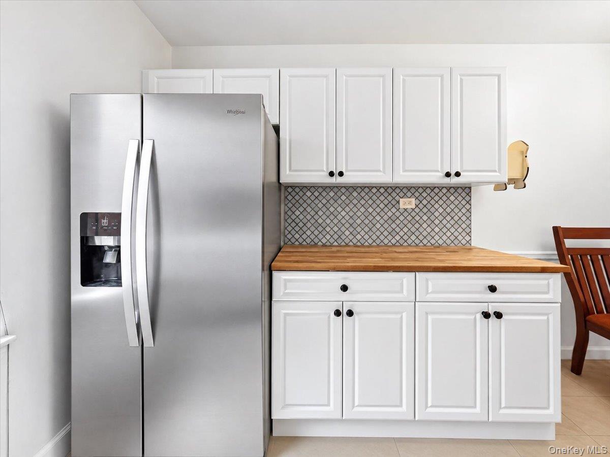 2080 Barnes Avenue Barnes Avenue Unit 3B, Bronx NY 10462