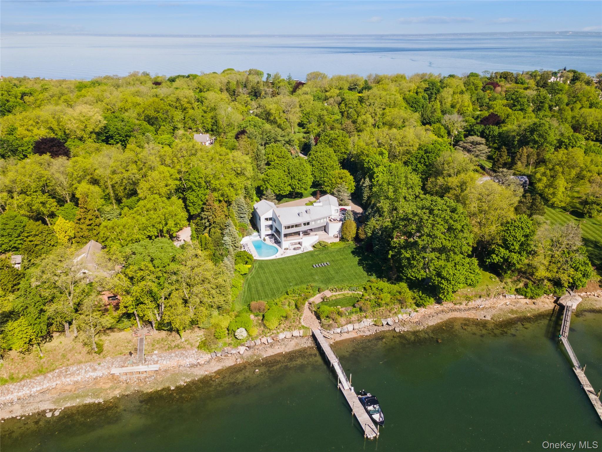 183 Old Field Road, Old Field NY 11733