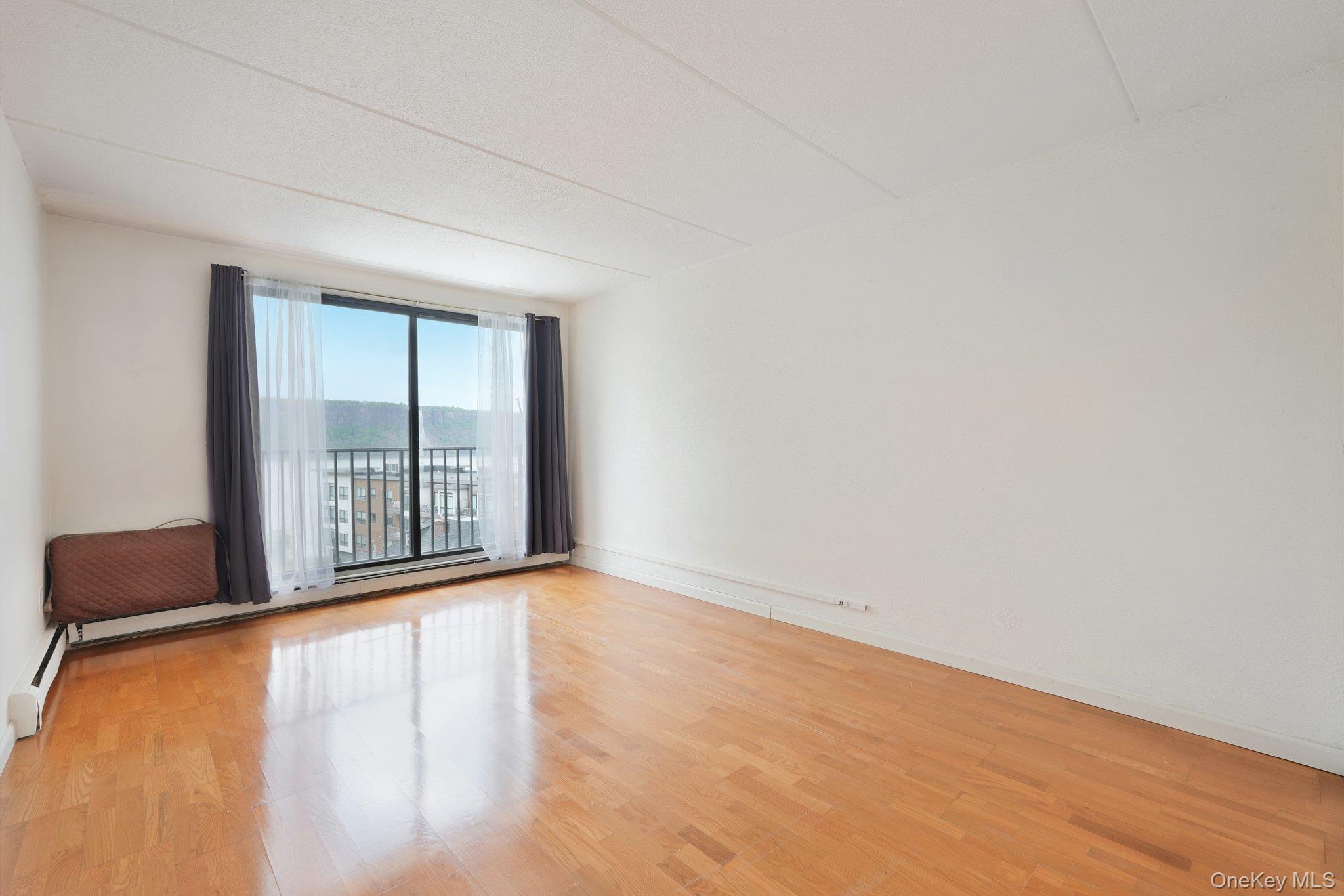 1120 Warburton Avenue Unit 3F, Yonkers NY 10701