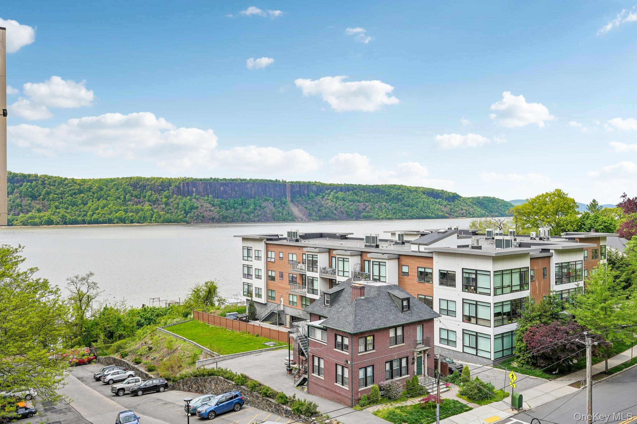 1120 Warburton Avenue Unit 3F, Yonkers NY 10701