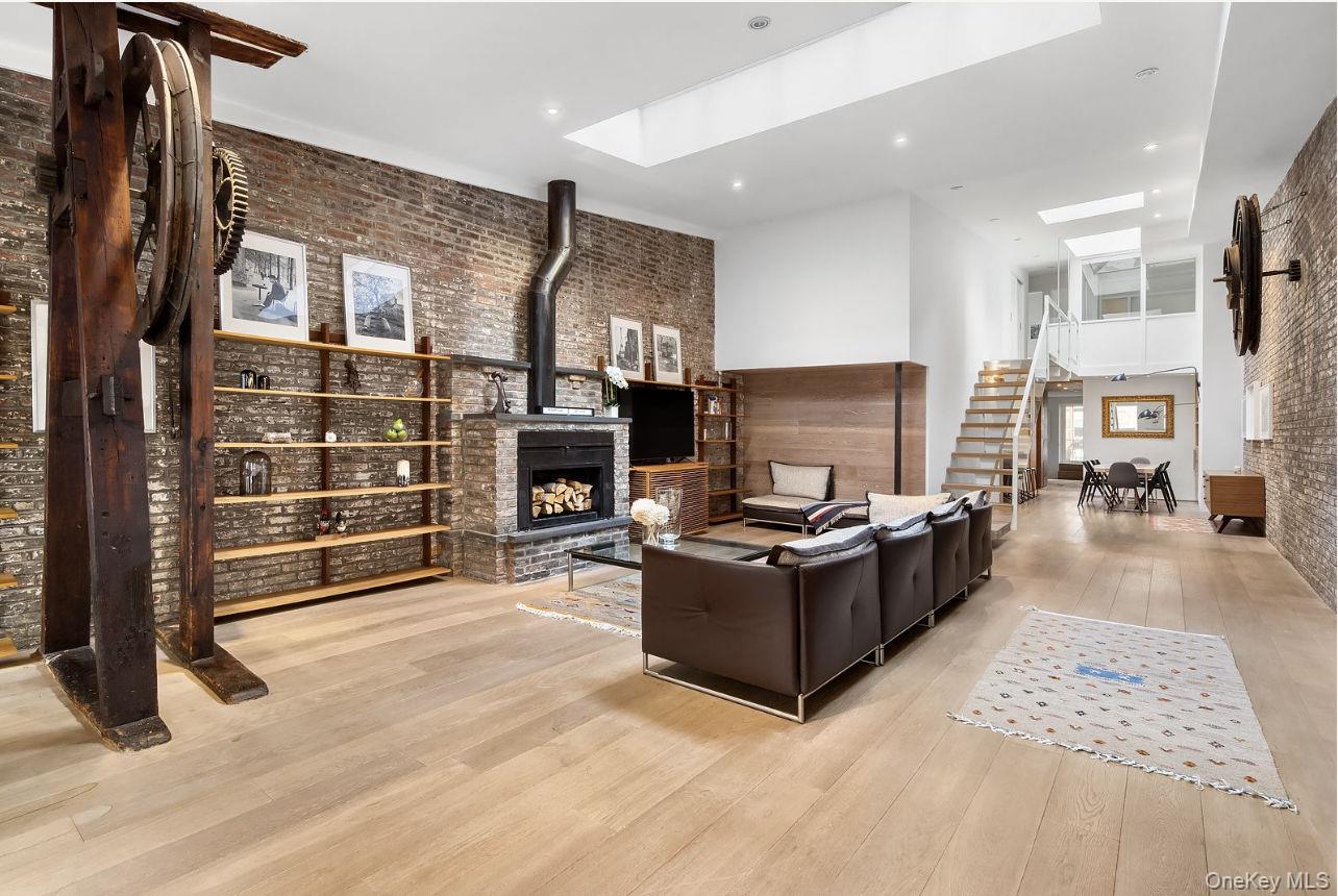 28 CLIFF Street Unit 4, Manhattan NY 10038