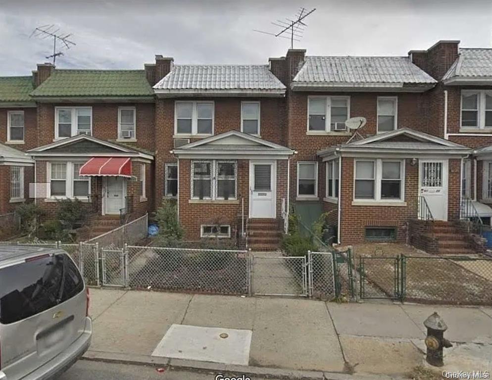 6123 Saunders Street, Rego Park NY 11374