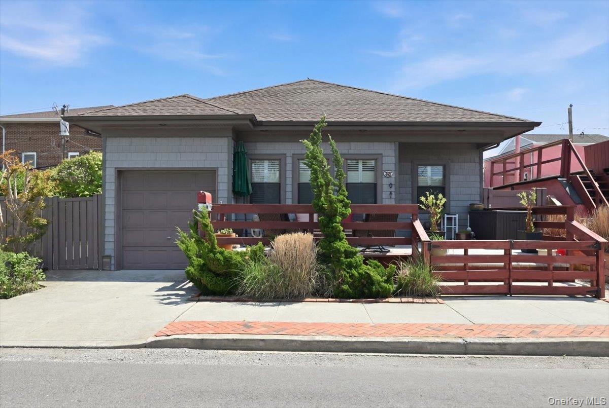 18 Clark Street, Long Beach NY 11561
