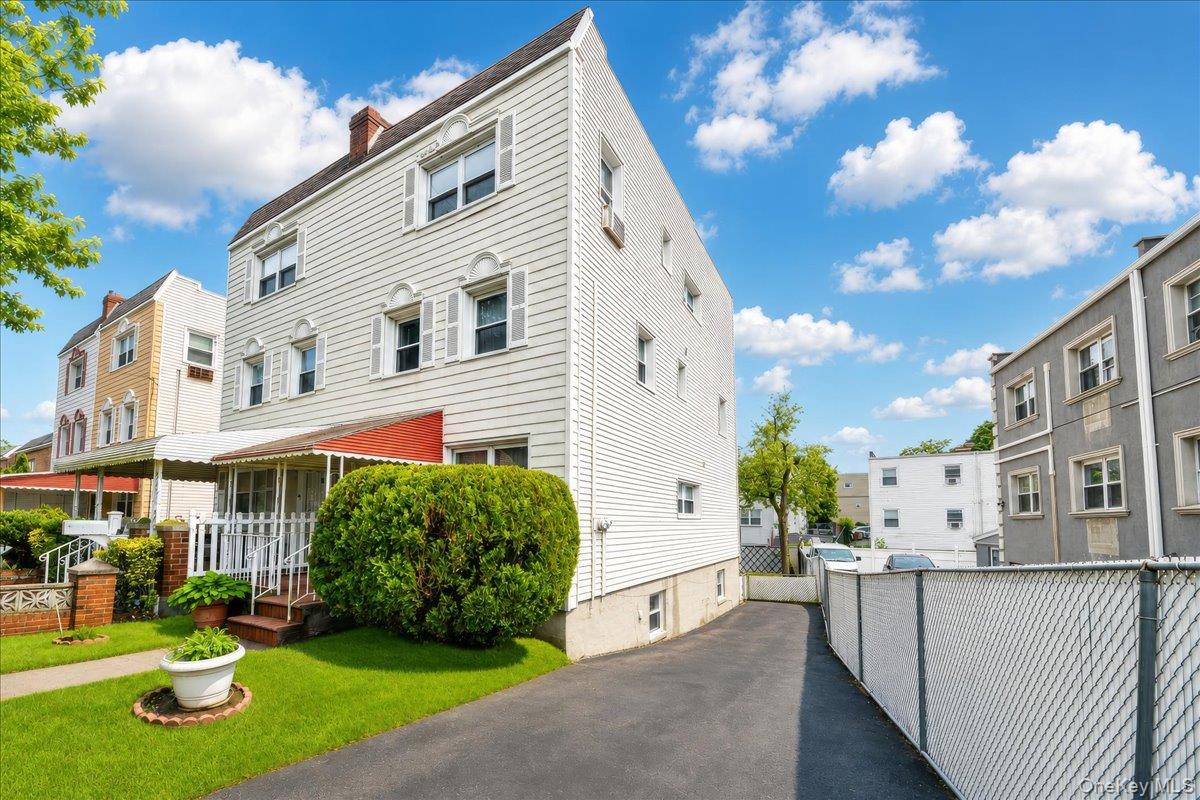 2810 Harding Avenue, Bronx NY 10465