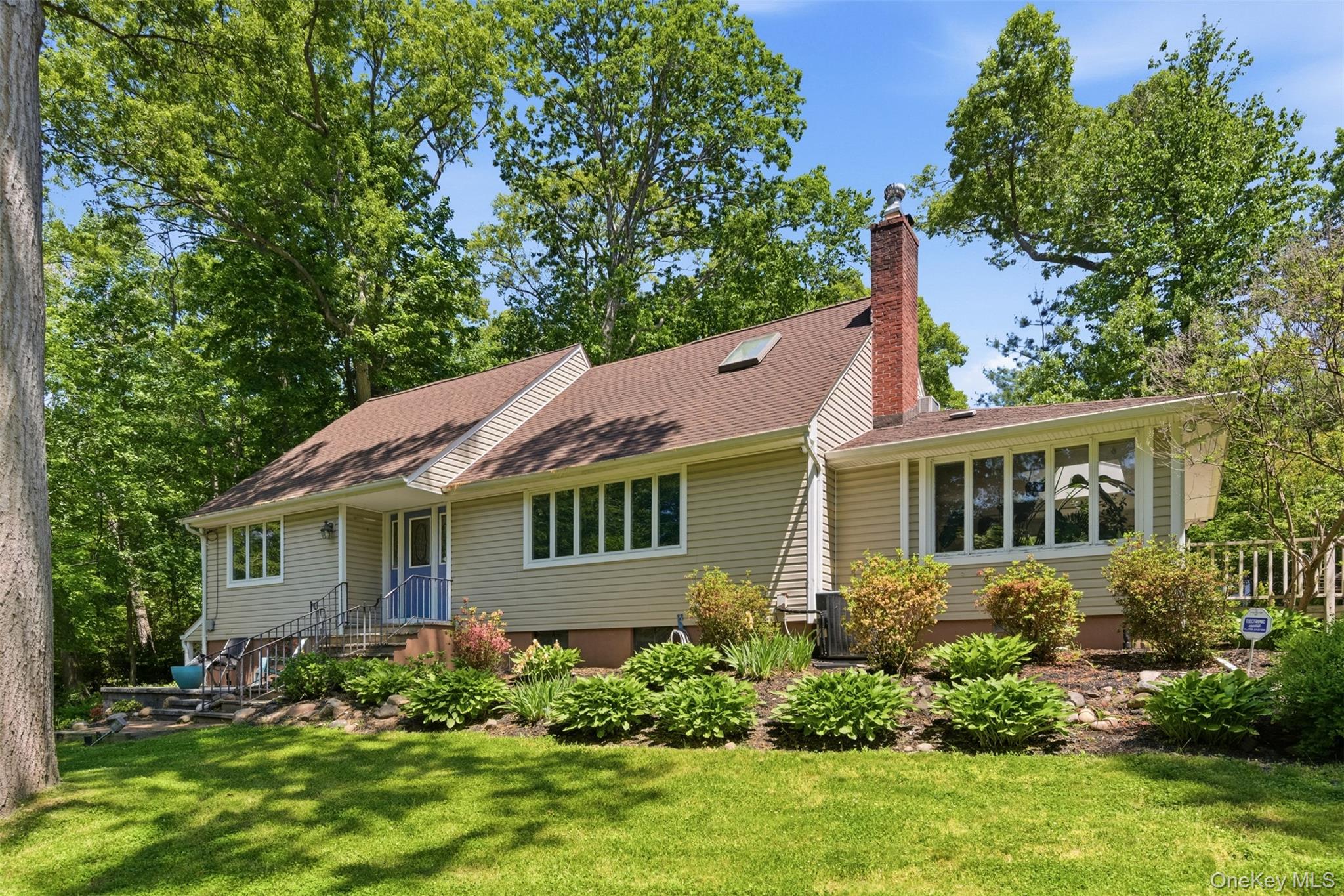 106 Vineyard Road, Huntington NY 11743
