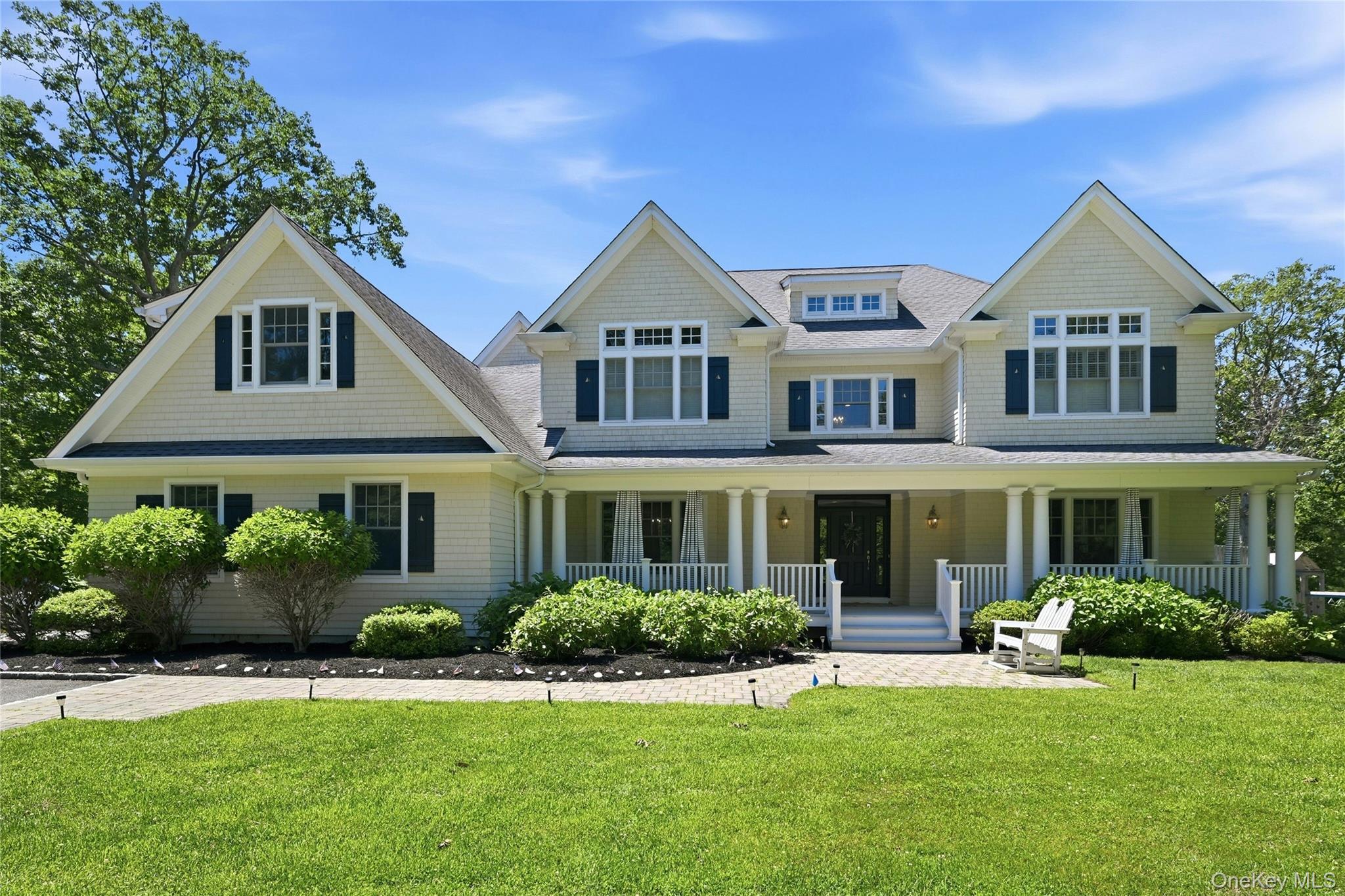 1330 Ridge Road, Laurel Hollow NY 11791