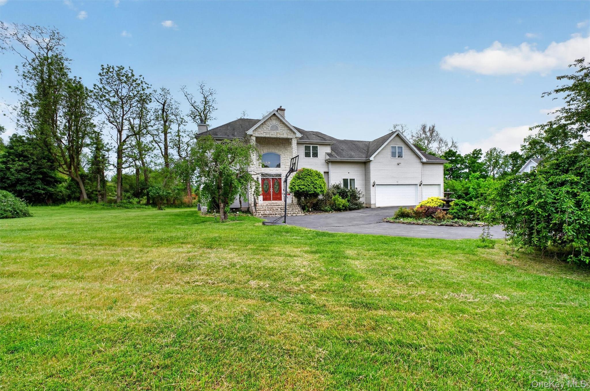 12 Loosestrife Drive, Hopewell Junction NY 12533