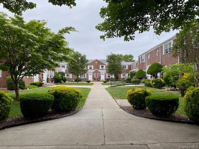 254-25 75th Avenue Unit 2nd fl, Glen Oaks NY 11004