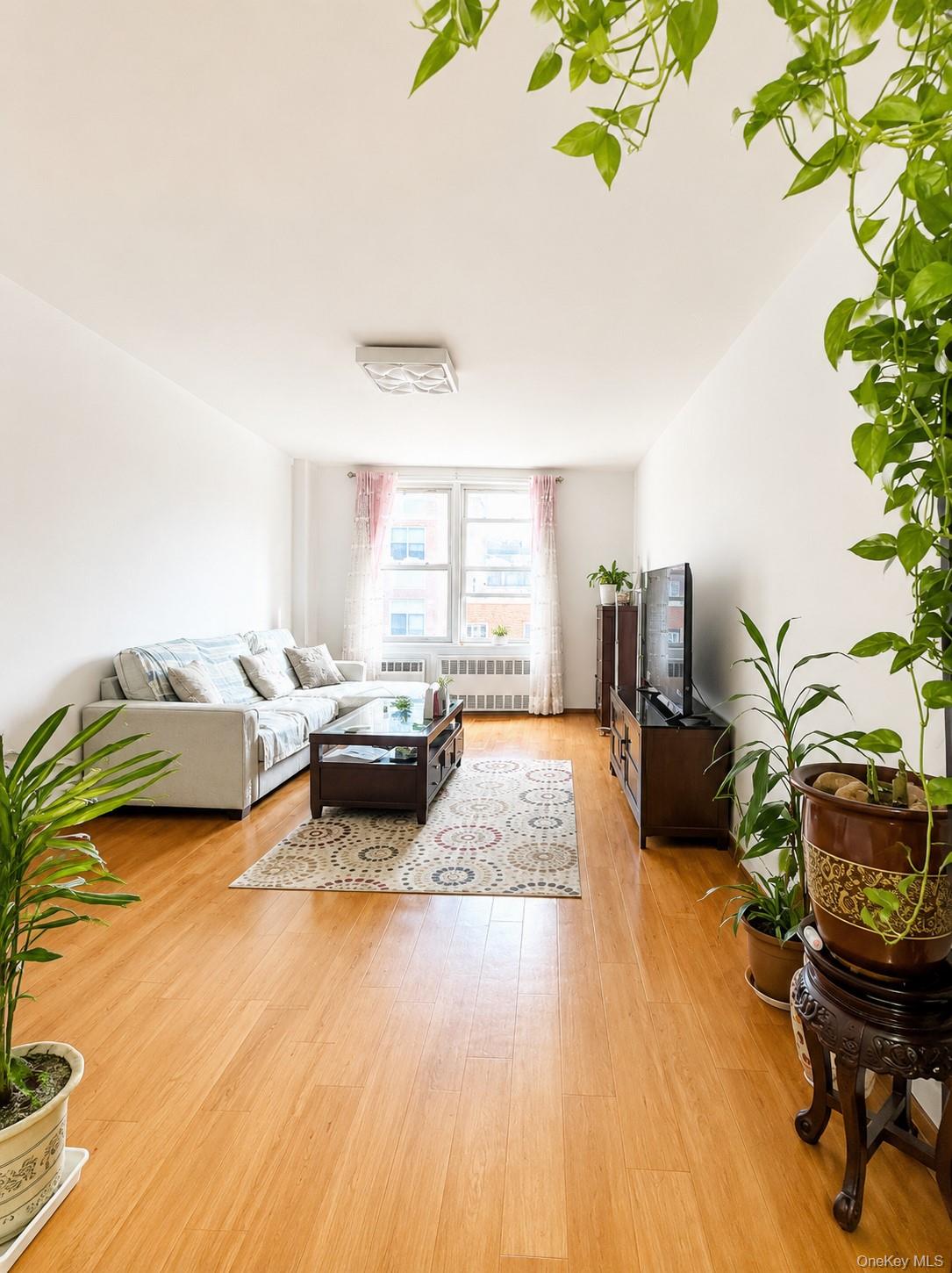 14470 41 Avenue Unit 4, Flushing NY 11355