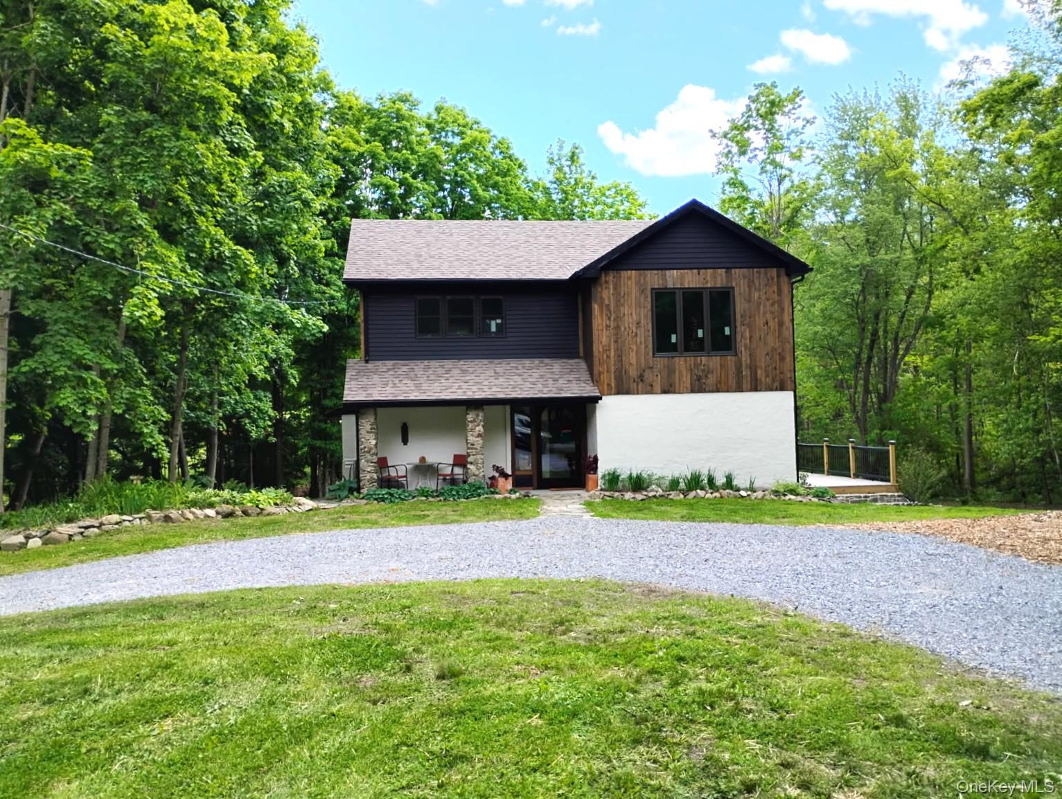 17 Gretna Hill Road, Pleasant Valley NY 12569