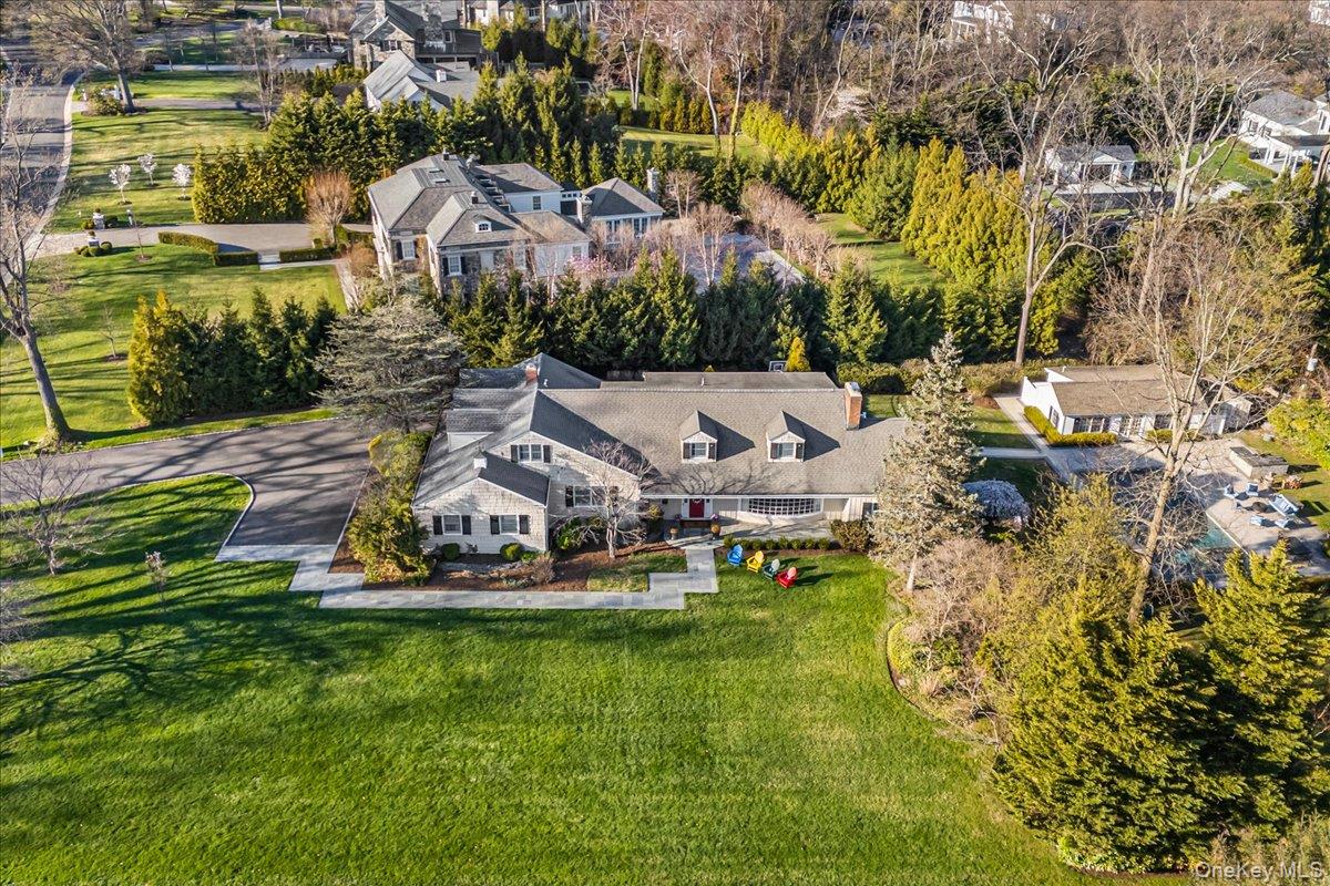 100 Elderfields Road, Manhasset NY 11030