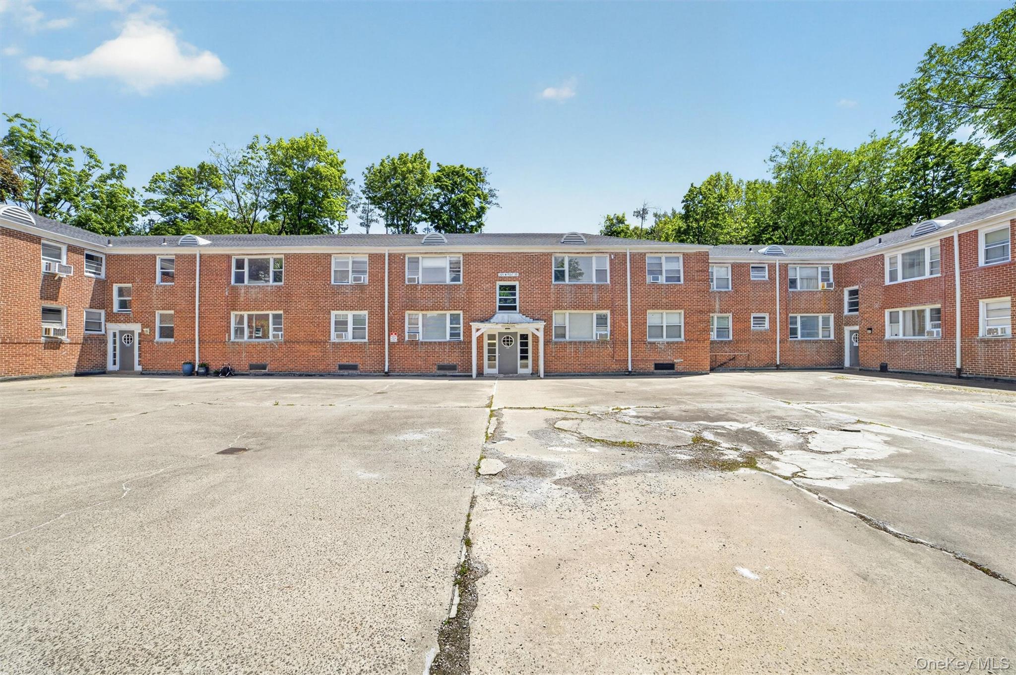 205 W Post Road Unit E-1-O, White Plains NY 10606