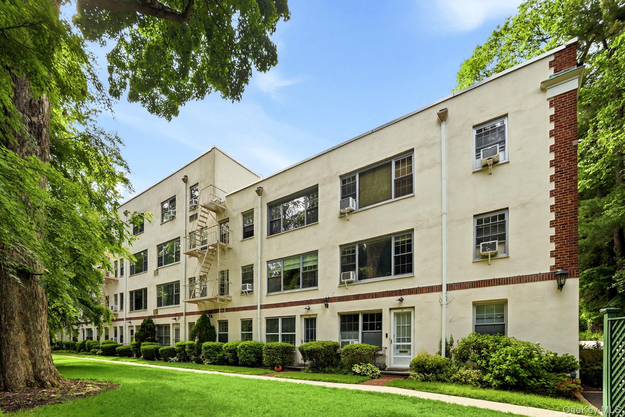 22 Alden Place Unit 22, Bronxville NY 10708
