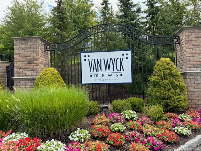 1115 Saratoga Lane, Fishkill NY 12524