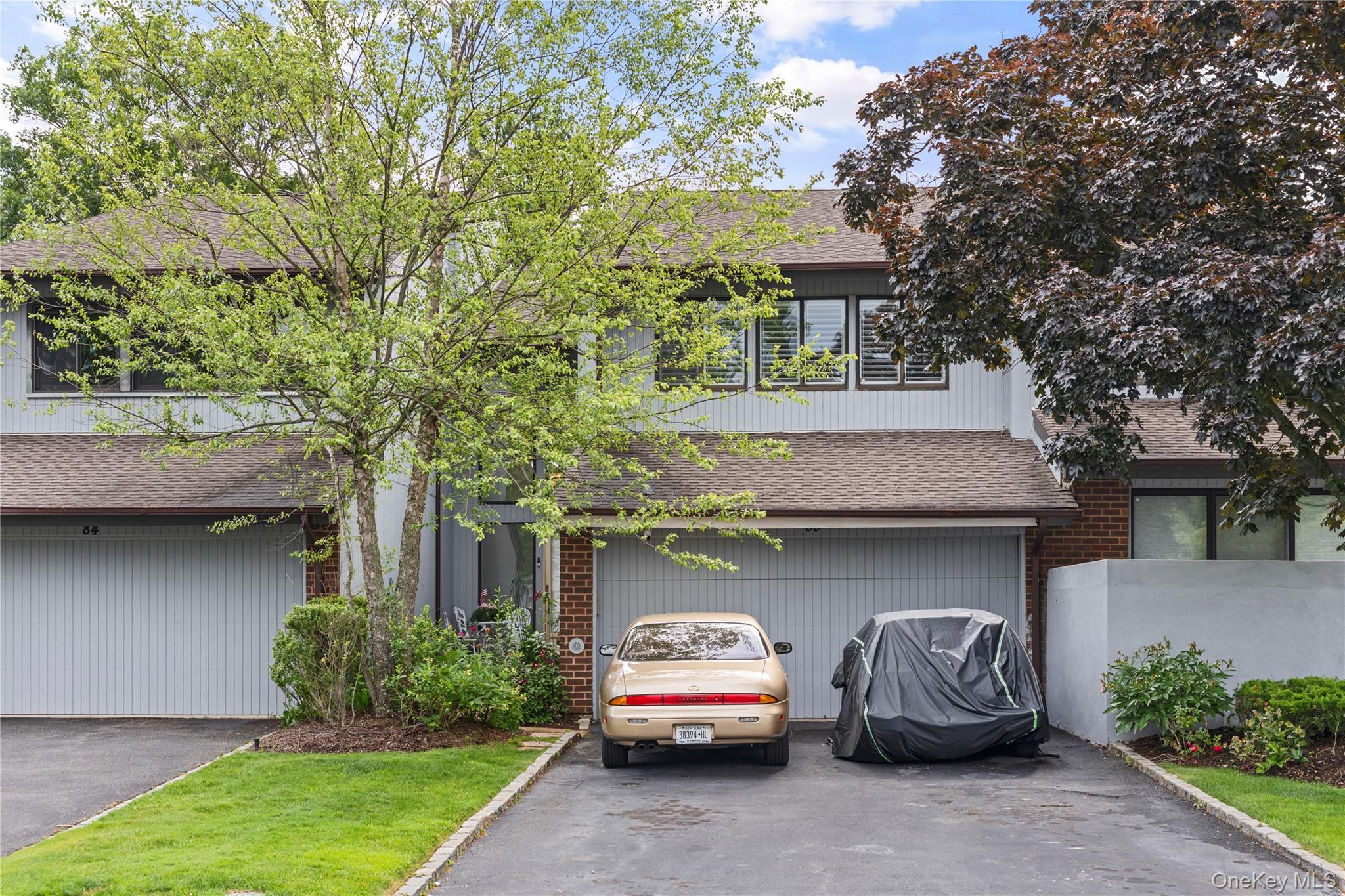 83 Foxwood Drive, Jericho NY 11753