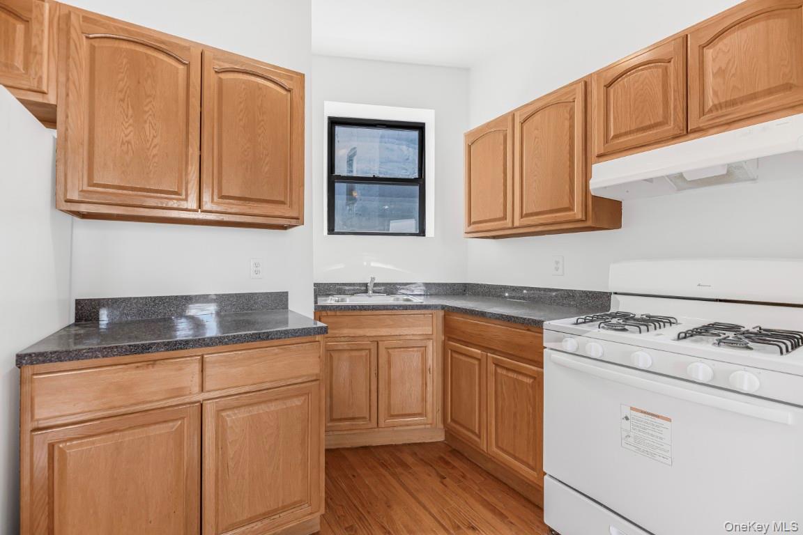 1608 Amsterdam Avenue Unit 5A, Manhattan NY 10031
