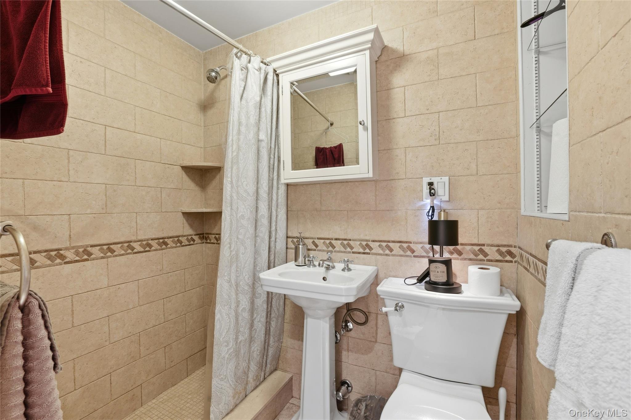 337 E 50th Street Unit 2E, Manhattan NY 10022