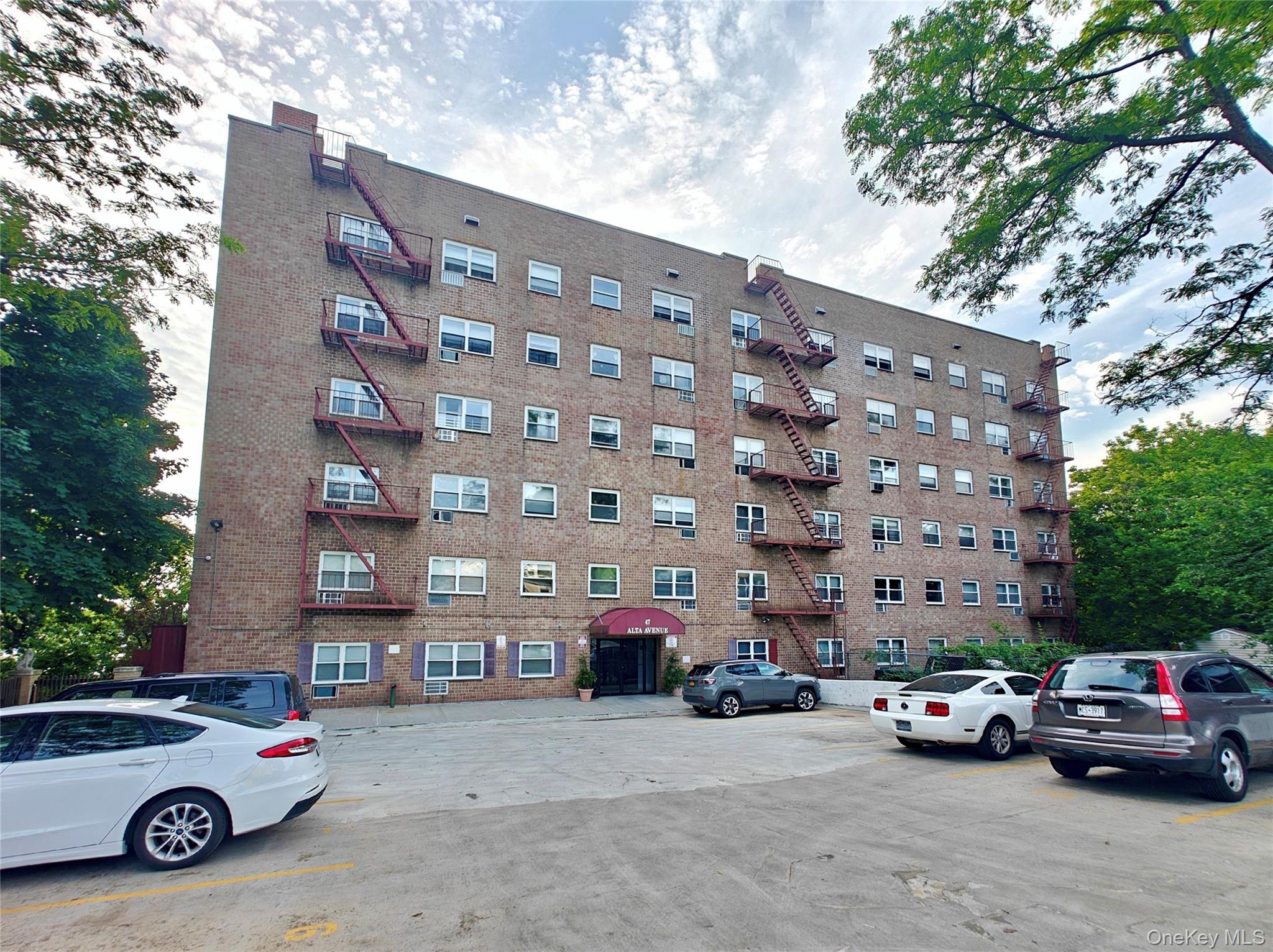 47 Alta Avenue Unit 3C, Yonkers NY 10705