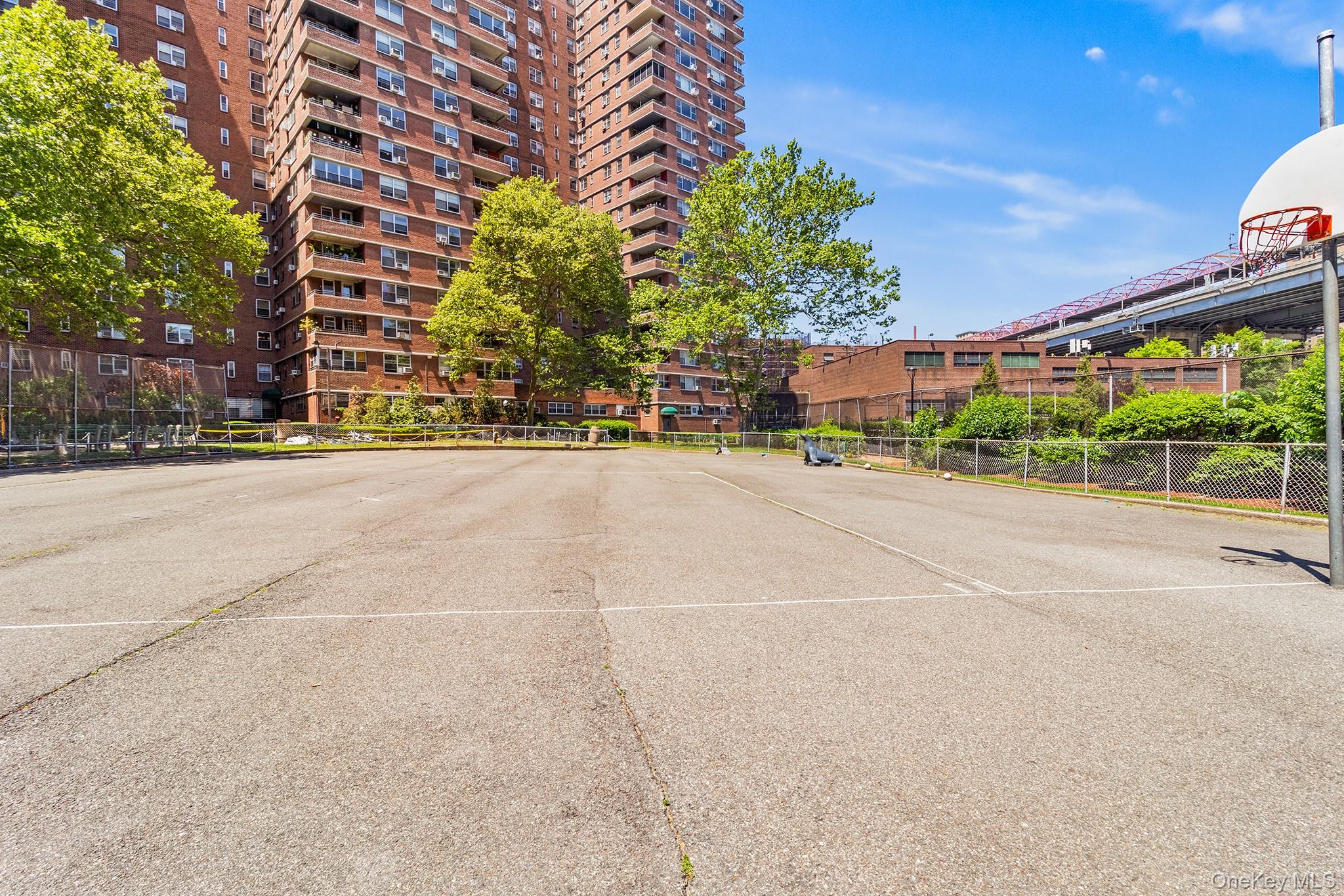 473 Fdr Drive Unit K1404, Manhattan NY 10002