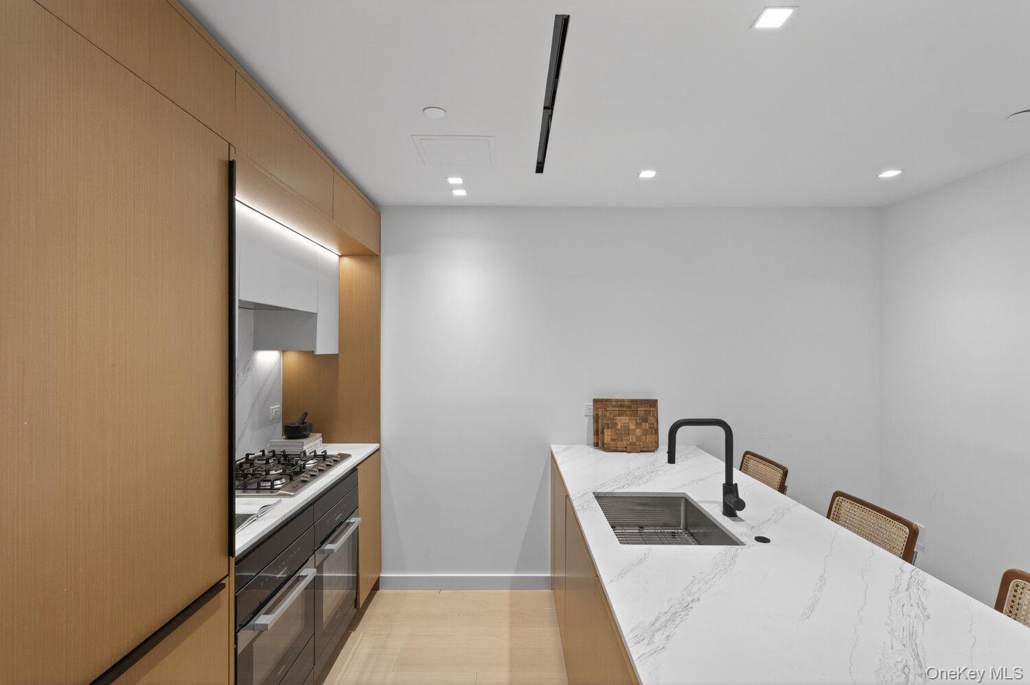 609 2ND Avenue Unit 901, Manhattan NY 10016