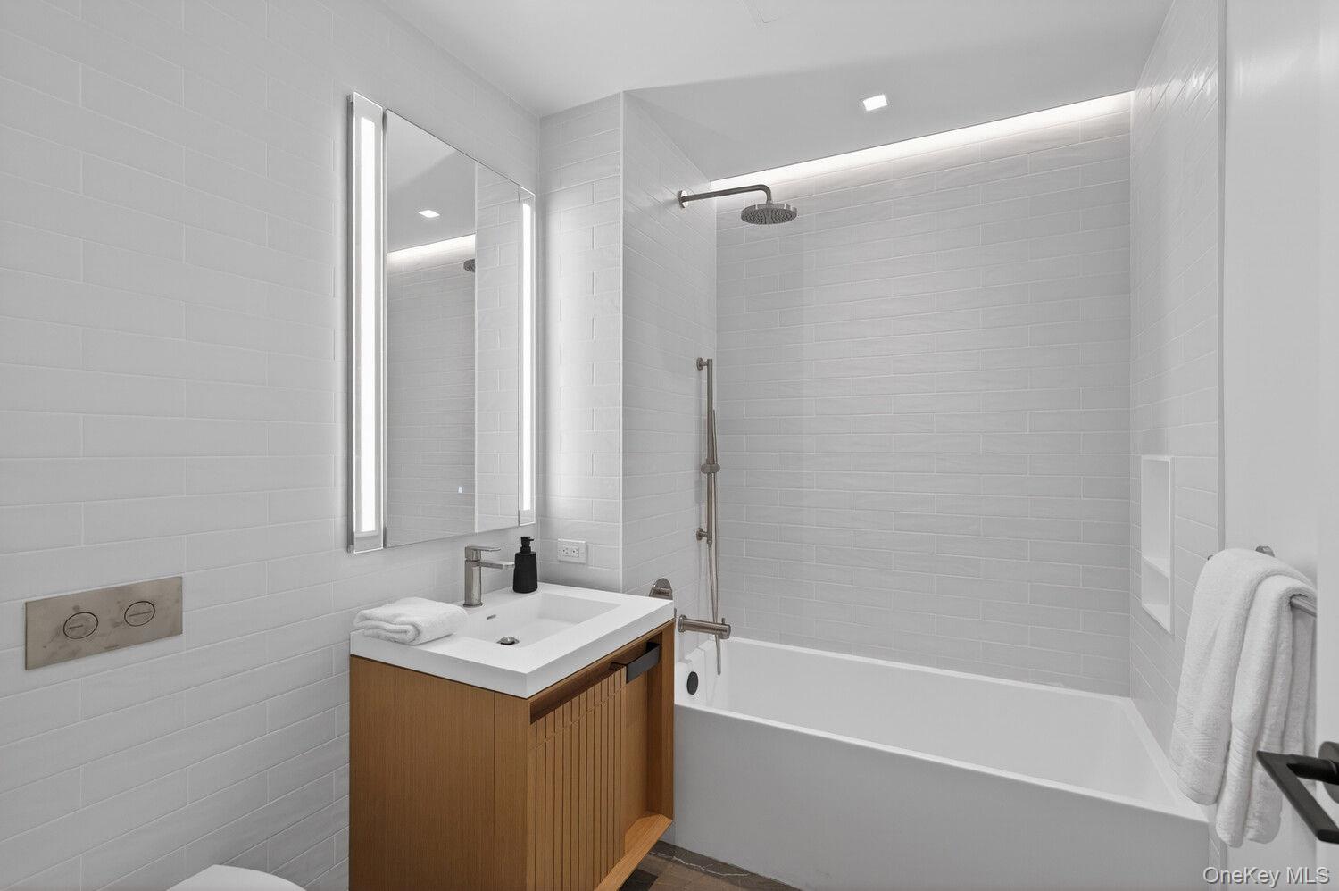 609 2ND Avenue Unit 901, Manhattan NY 10016