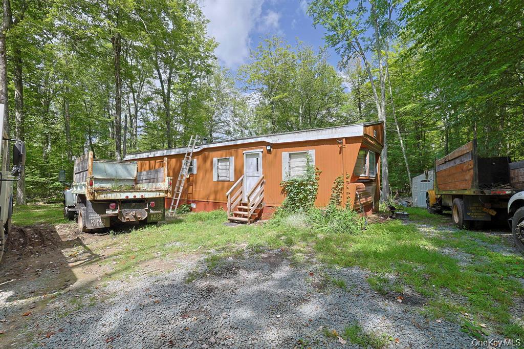 181 Oakridge Road, Greenfield Park NY 12435