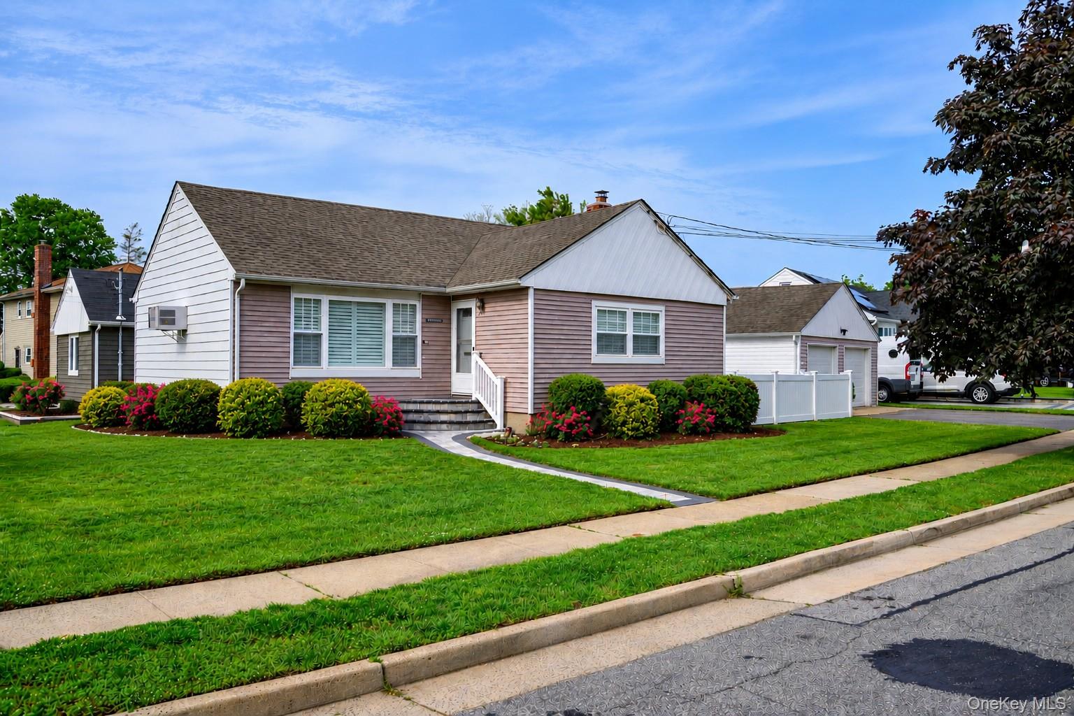 130 Boylston Street, Hempstead NY 11550