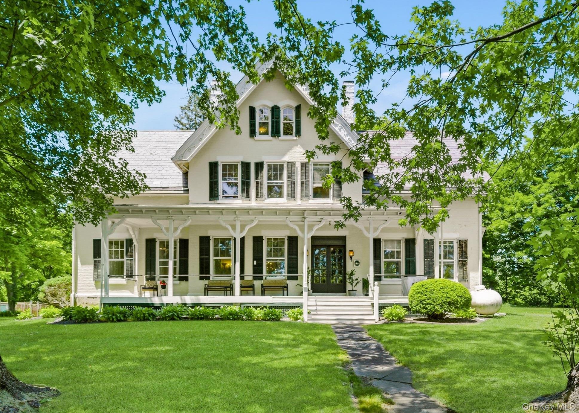 1 Oakland Avenue, Chester NY 10918